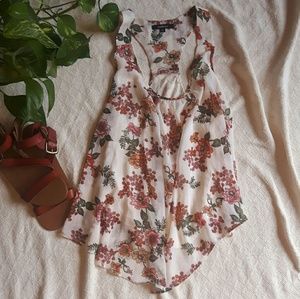 👀Flowy Spring Tank